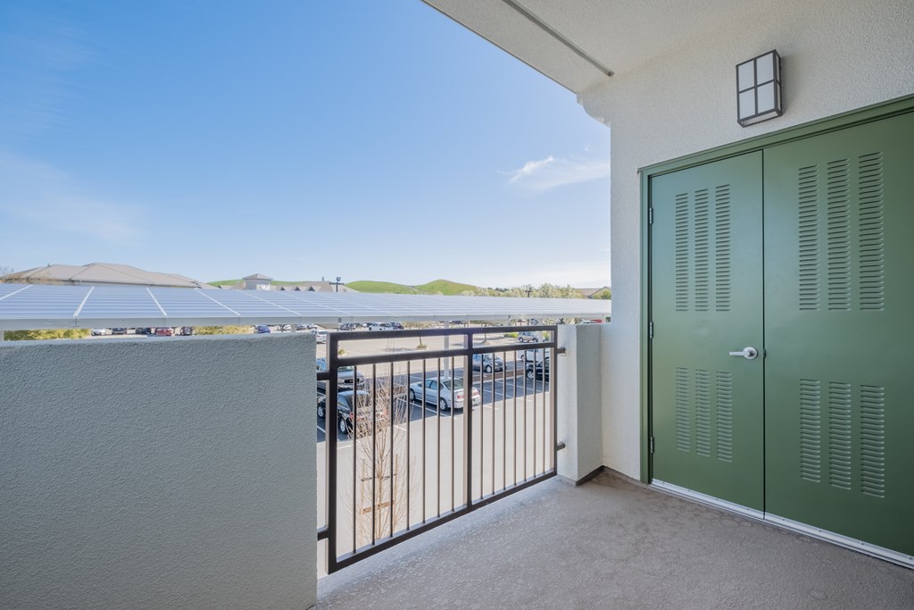 Deer Creek Apartments