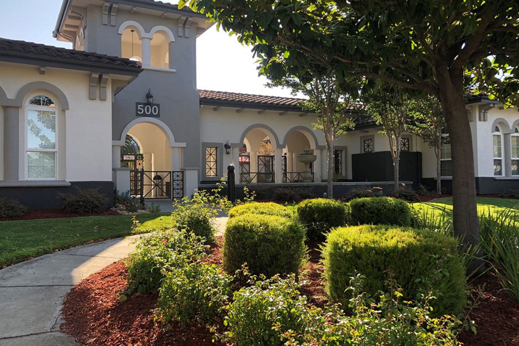 Falcon Bridge At Gale Ranch