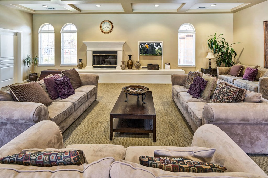 Falcon Bridge At Gale Ranch