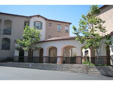 255 Via Mirabella 1-2 Beds Apartment for Rent - Photo Gallery 3