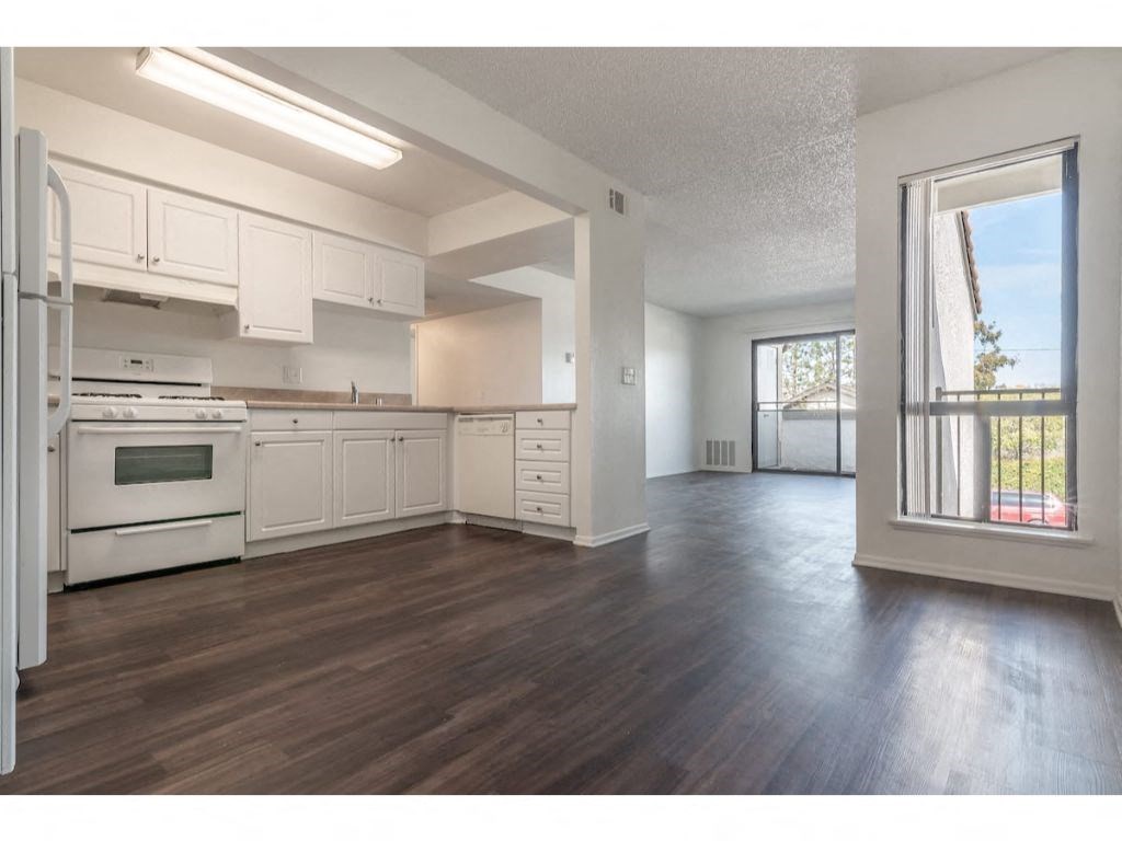 Fully Furnished Kitchen at Costa Mesa Family Village, California