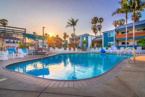 Twilight Pool at Beverly Plaza Apartments, California, 90815