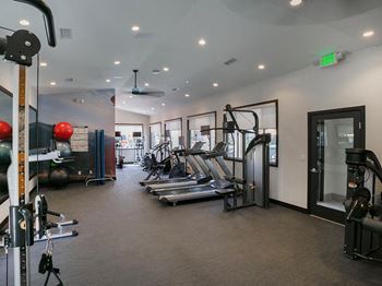 24-Hour Multi-Level Cardio And Weightlifting Center at Arroyo Villa Apartments, California