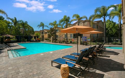 Swimming pool and pool deck at Arroyo Villa Apartments, Thousand Oaks, 91320