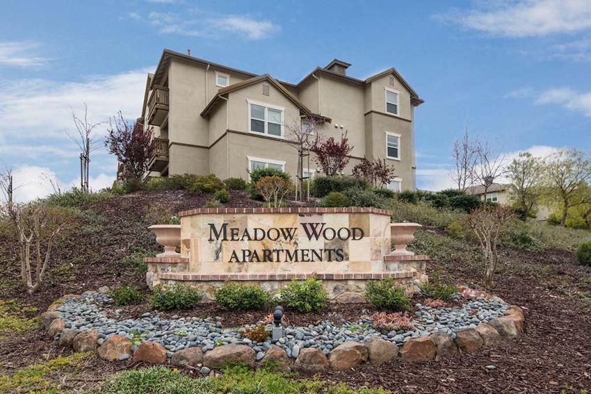 Sign Signat Meadow Wood at Alamo Creek, Danville, CA