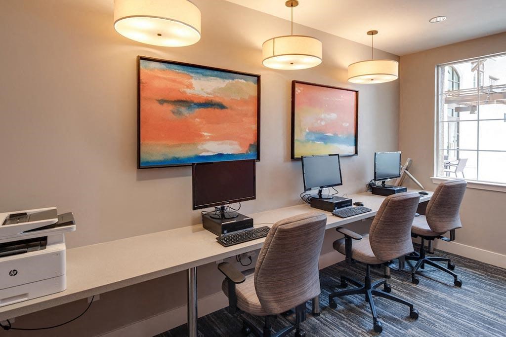 Deer Creek Apartments