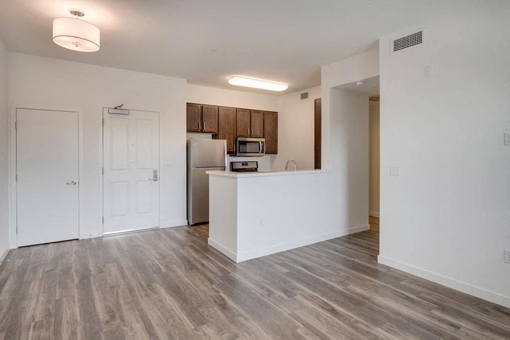 Deer Creek Apartments