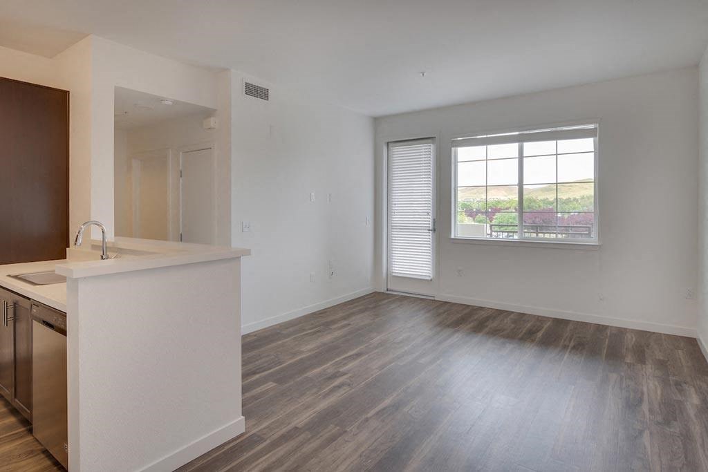 Deer Creek Apartments