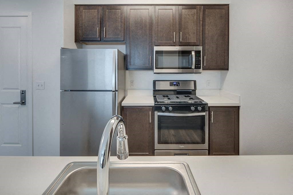 Deer Creek Apartments