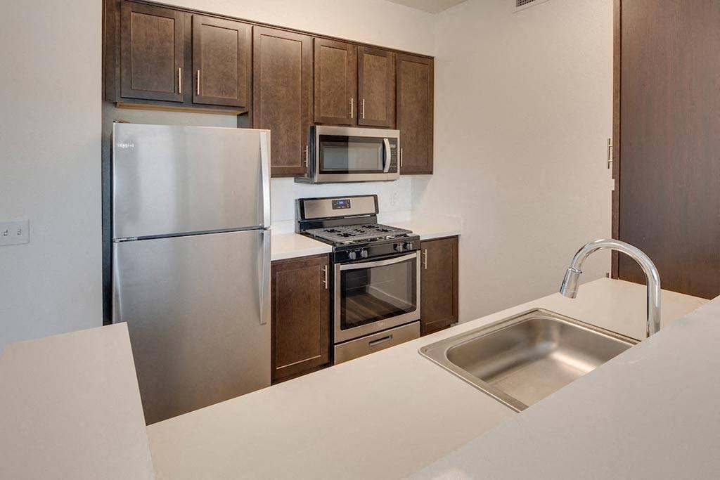 Deer Creek Apartments