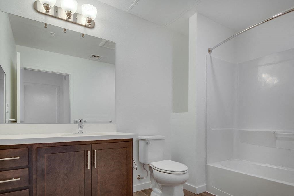 Deer Creek Apartments