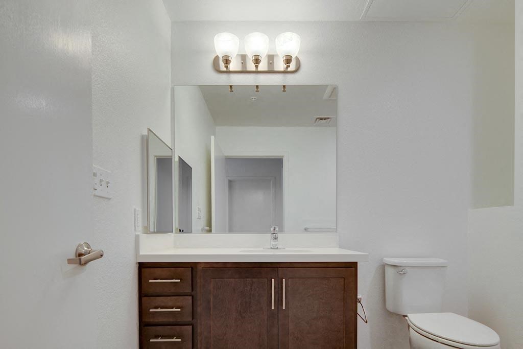 Deer Creek Apartments