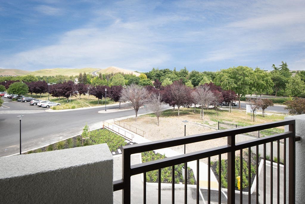 Deer Creek Apartments