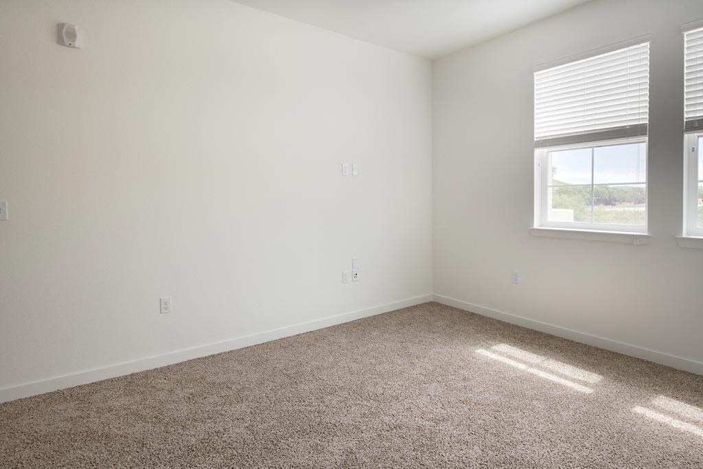 Deer Creek Apartments