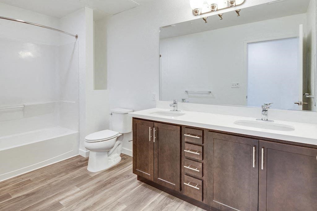 Deer Creek Apartments