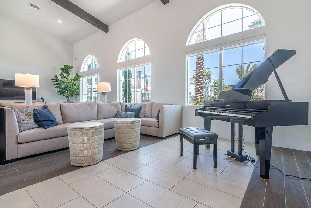 Clubhouse living room area at Montecito Apartments at Carlsbad, Carlsbad