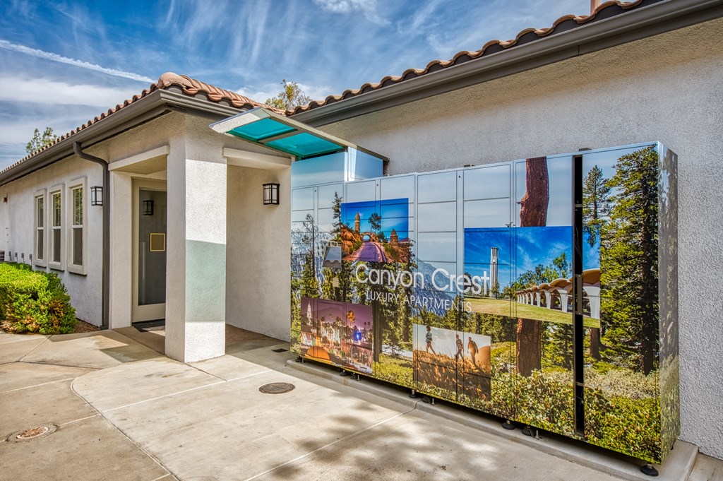 package lockers at Canyon Crest, Riverside
