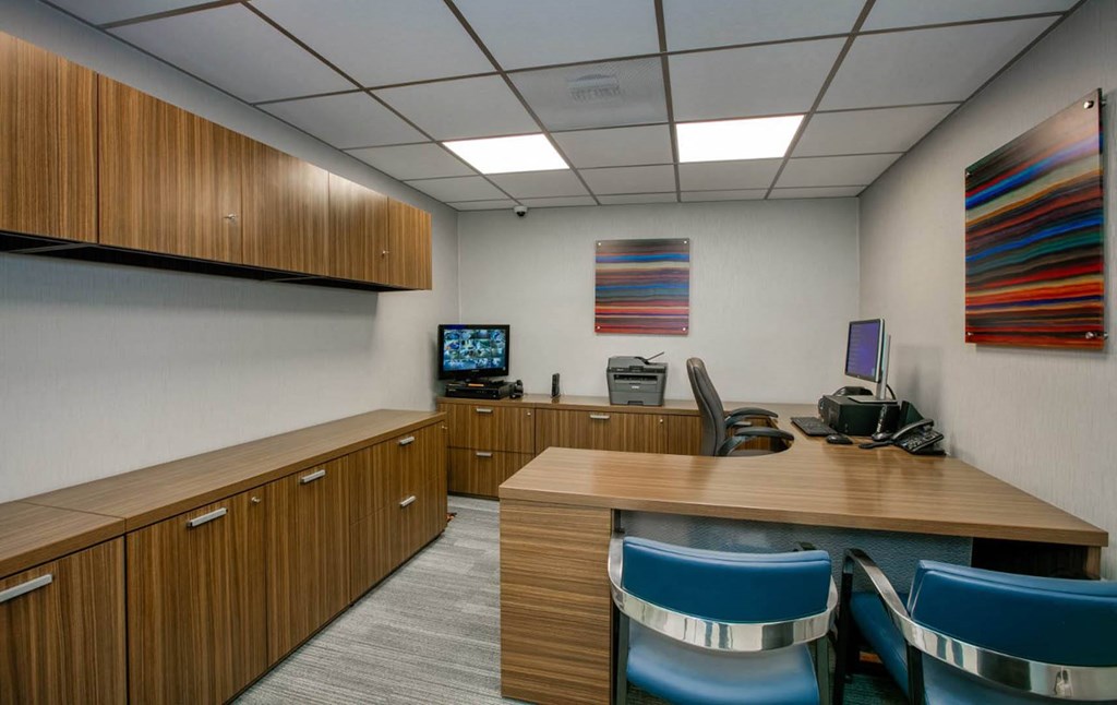 Leasing Center at 430 Kelton, Los Angeles, CA, 90024