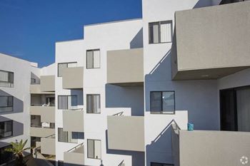 Exquisite Exterior Designs at Atrium, California, 90024