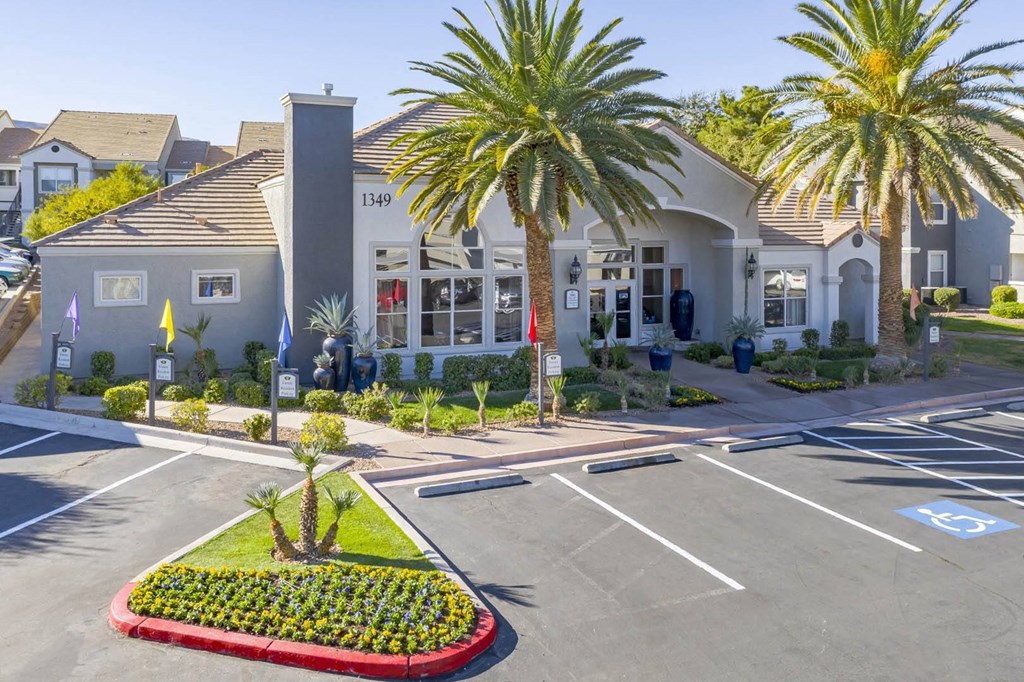 Entryat Bella Terra Apartments, Henderson, 89012