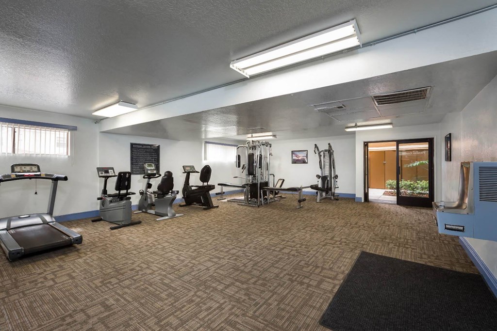Fitness Center at Bixby Knolls, Long Beach, 90807