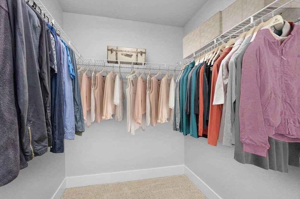 Walk In Closet at Canyon Crest, California