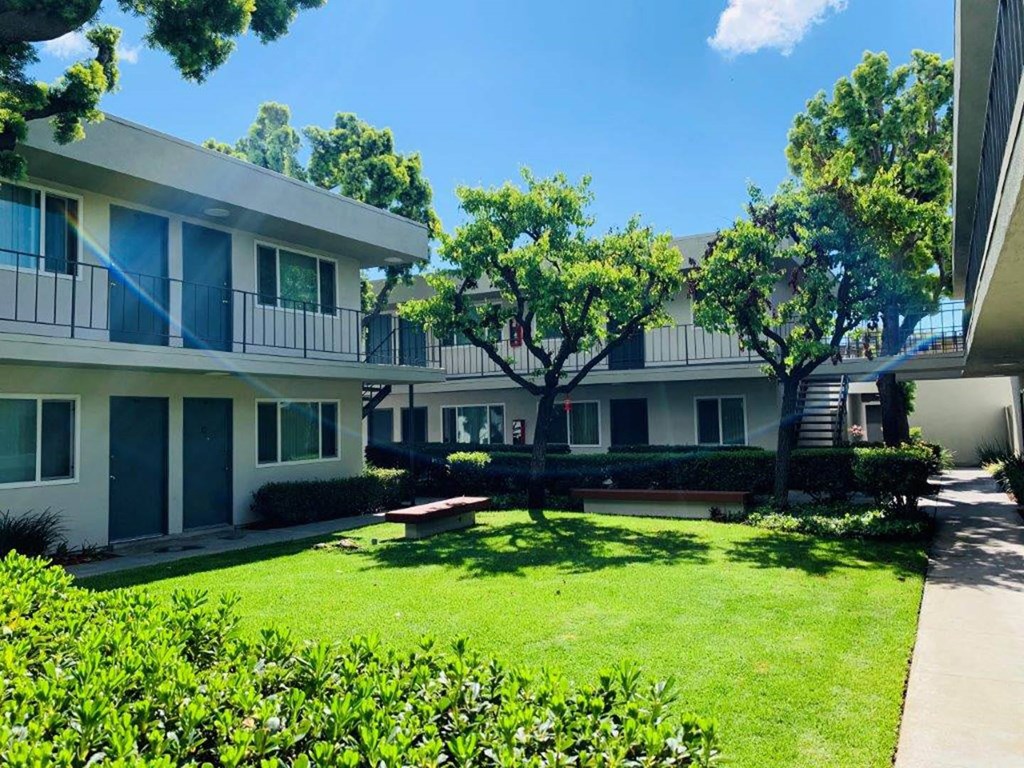 Lush Green Outdoor at Clair Del and Clair Del Gardens, Long Beach, CA, 90807