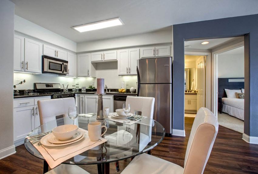 Madison Toluca Apartments, 10407 Magnolia Blvd, North Hollywood, CA RentCafe