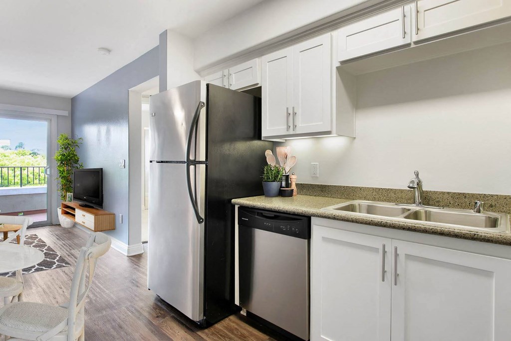 Kitchen Appliances at Madison Toluca, North Hollywood, CA, 91601