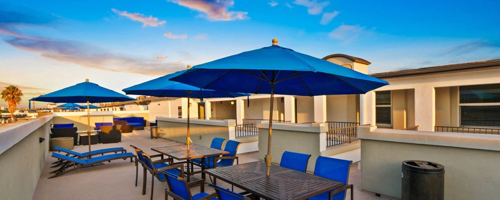 Shaded Outdoor Courtyard Area at Madison Toluca, North Hollywood, CA