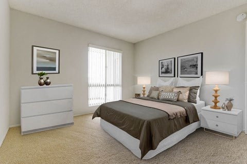 Bedroom with bed at Meridian Apartments, California, 90066