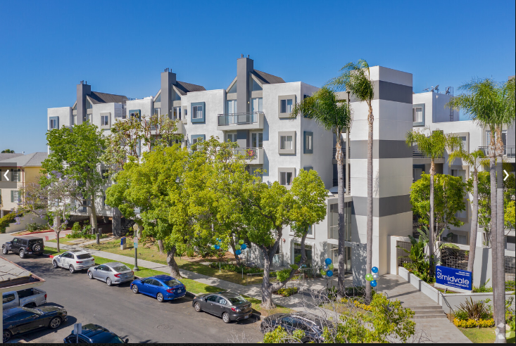 Buildingat Midvale Apartments, Los Angeles, CA