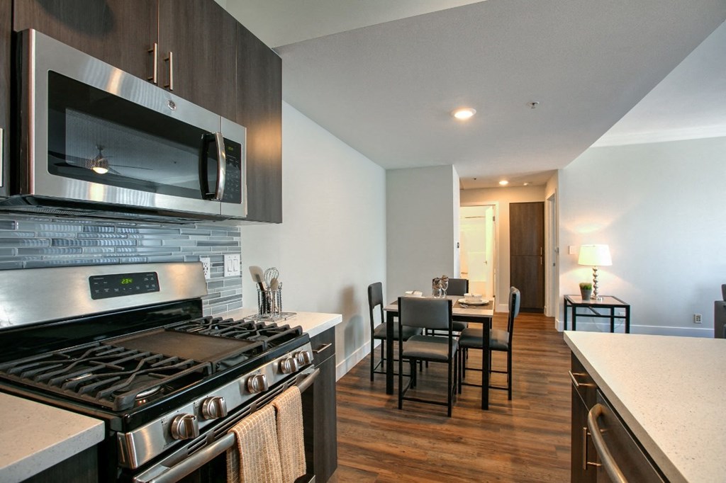 Kitchen galleryat Midvale Apartments, Los Angeles, 90024