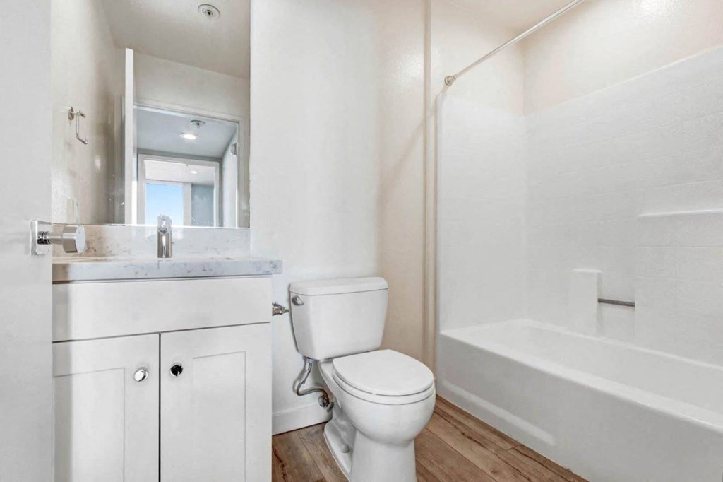 Bathroom With Bathtub at The Kenmore Los Feliz, Los Angeles, CA