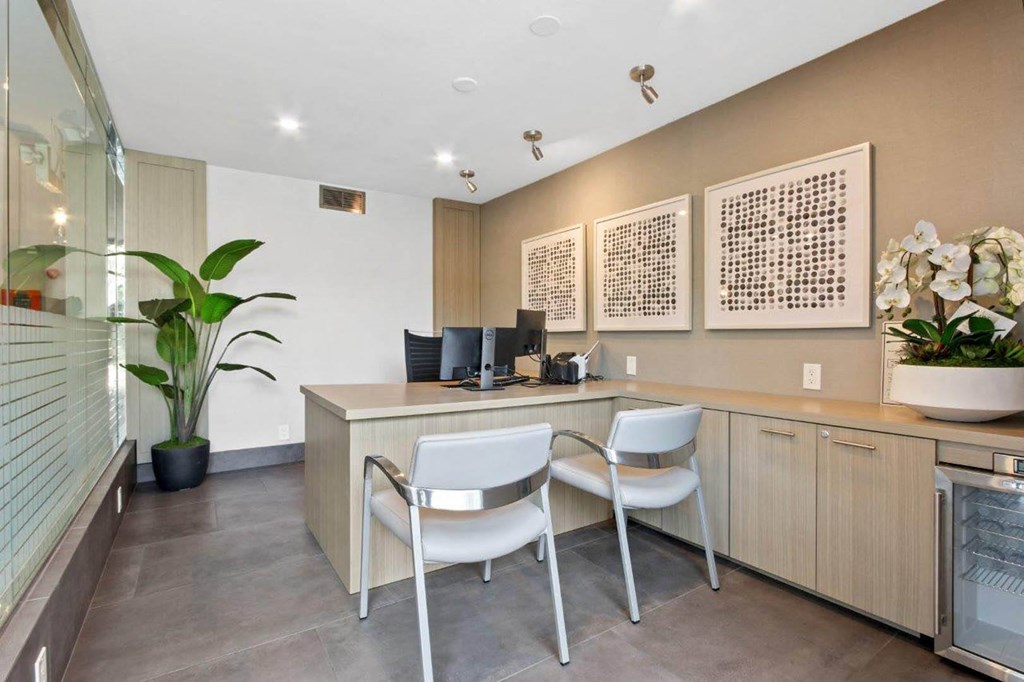 Leasing Office at Rochester Apartments, California, 90024