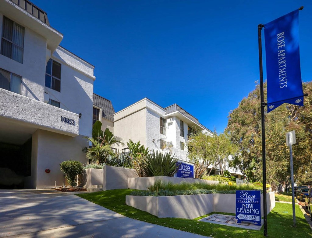 Exterior view at Rose Apartments, Los Angeles, CA