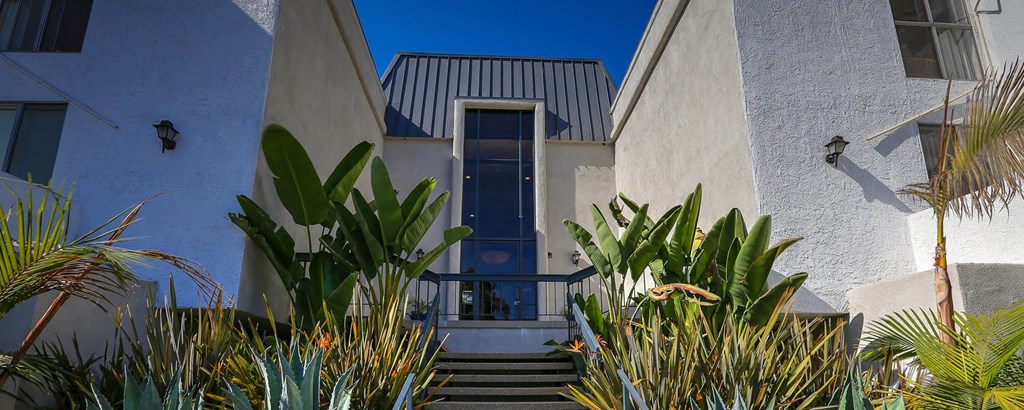Exterior1 at Rose Apartments, Los Angeles, CA, 90034