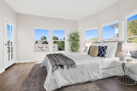 Gorgeous Bedroom at Toluca Court, California, 91602