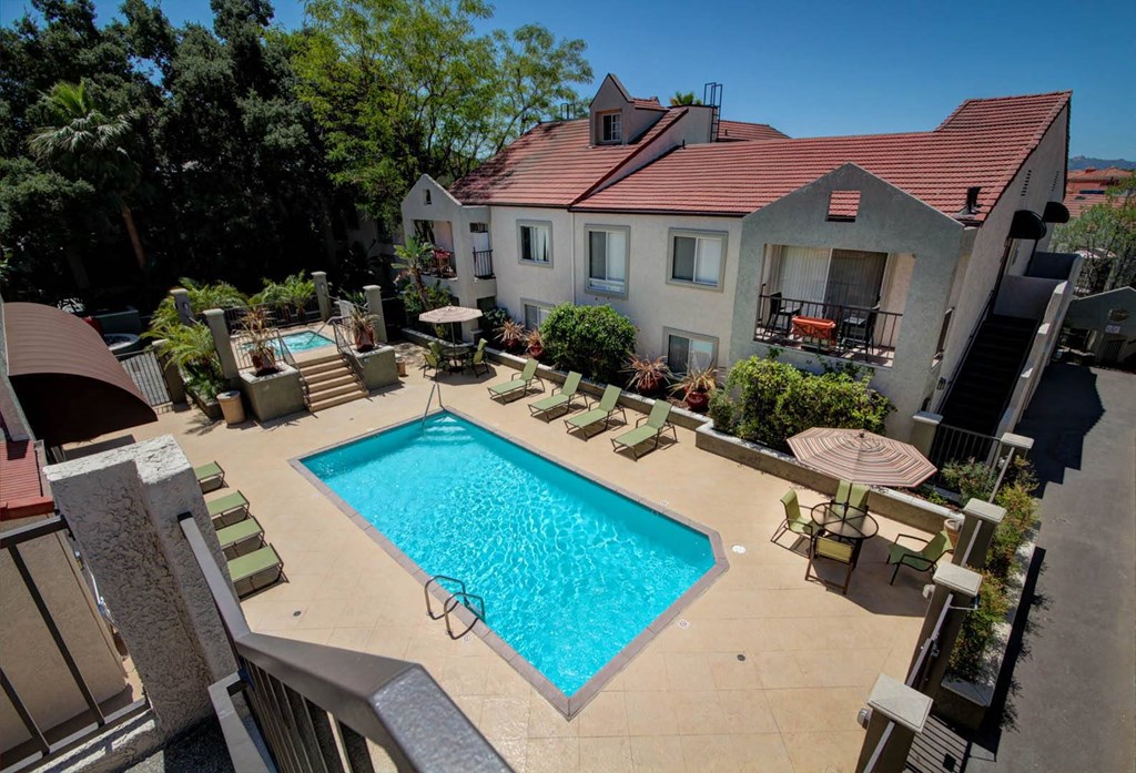 Pool View at Town Center Apartments, California, 91504
