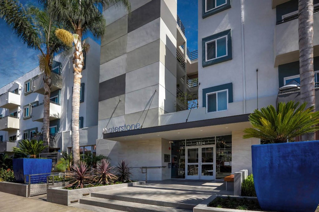 Exterior View at Waterstone at Metro, California, 90034