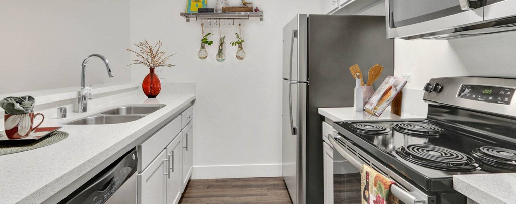 Kitchen area1at Waverly, Los Angeles, California