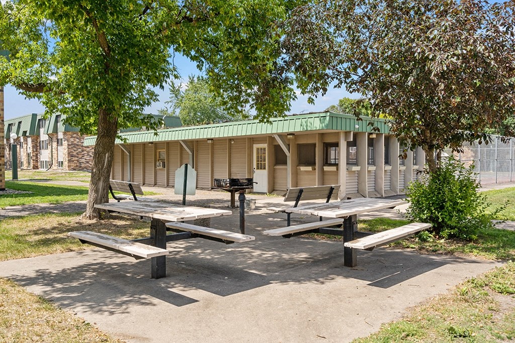 Picnic Area - Cedar Sqaure
