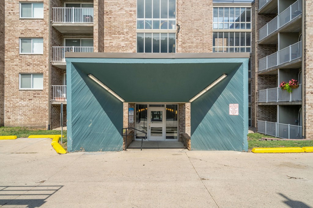 River Bluff Apartments