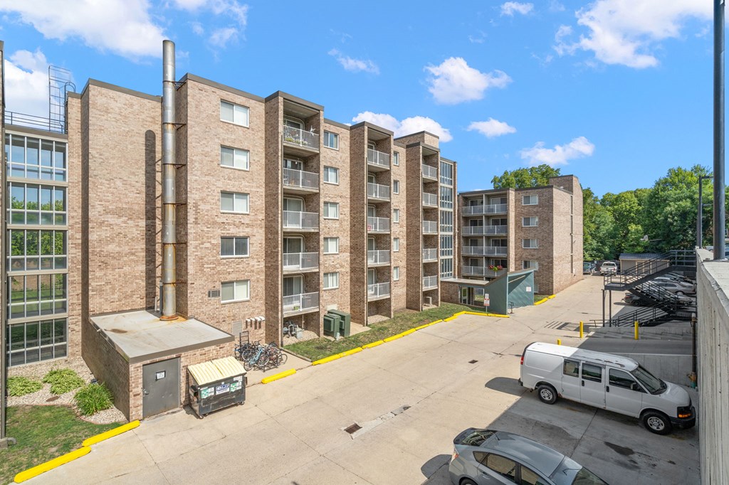 River Bluff Apartments