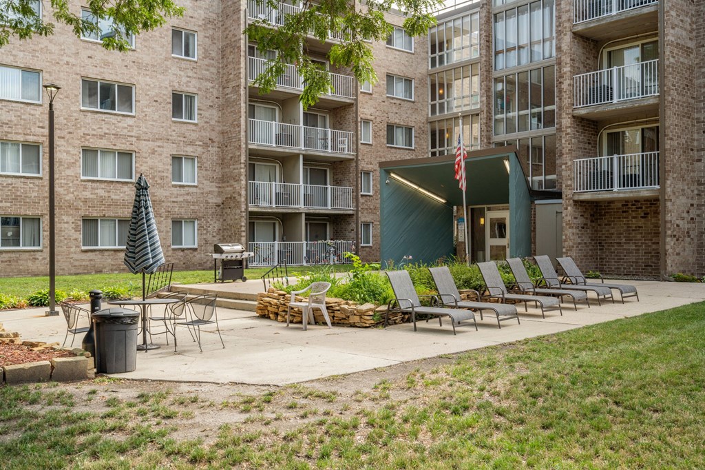 River Bluff Apartments