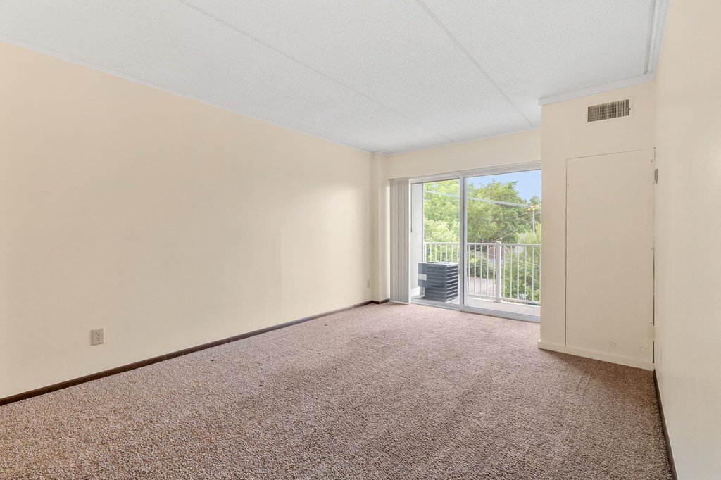 River Bluff Apartments