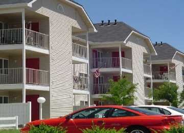 1103 W. Pine Avenue 1-2 Beds Apartment for Rent - Photo Gallery 1