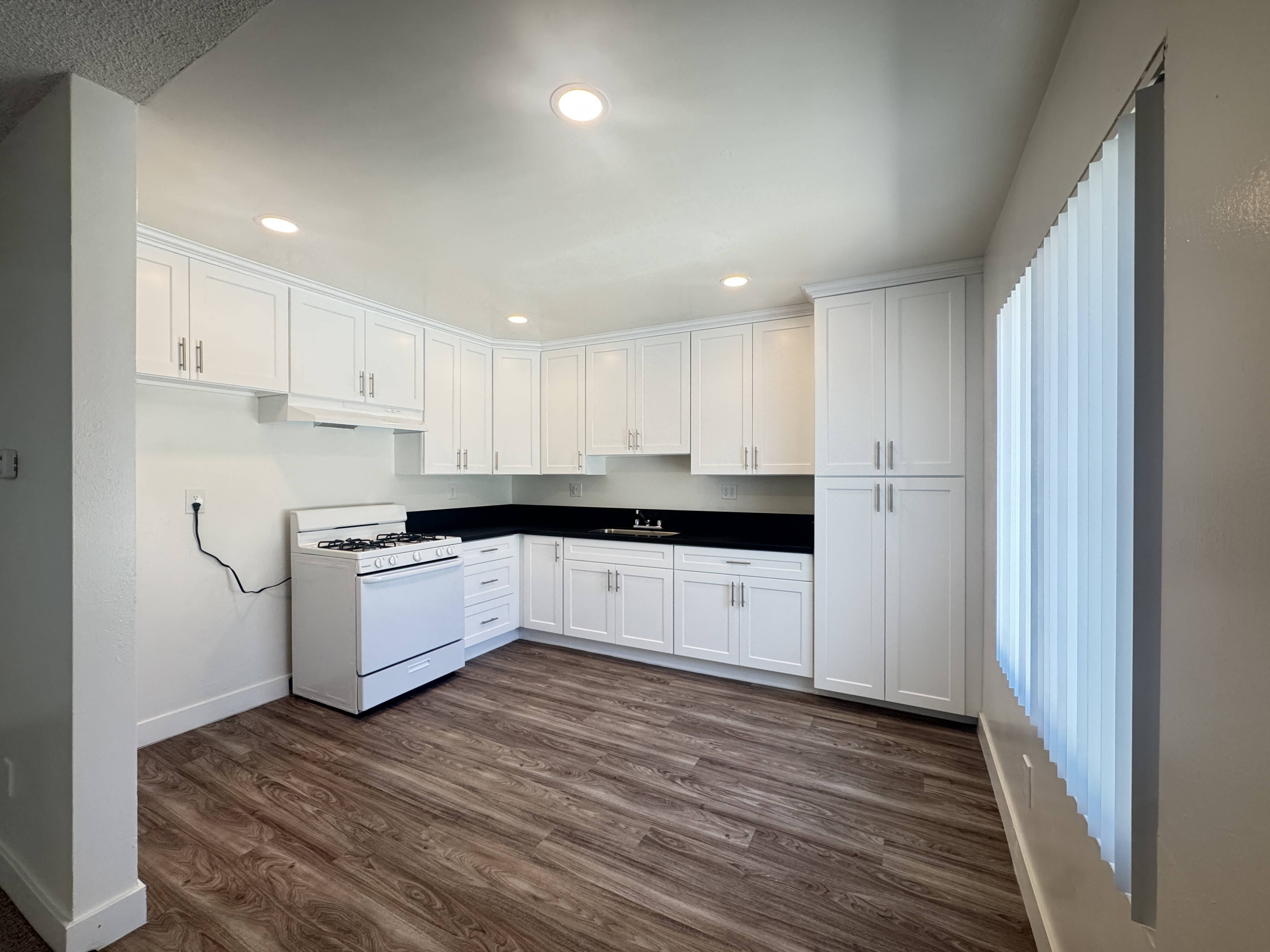 Flanders Pointe Apartments