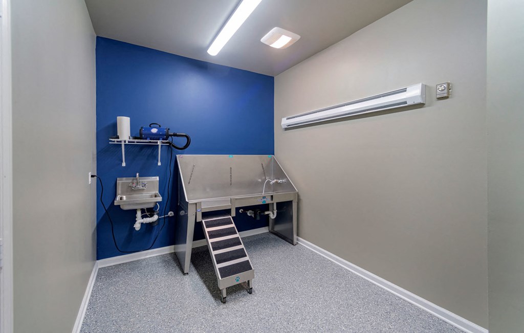 Pet Spa at Seleno at Bridge Street, Huntsville, Alabama