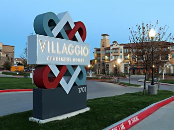 1701 E Debbie Lane 1-2 Beds Apartment for Rent - Photo Gallery 2
